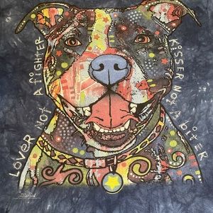 The Mountain Tee, Pitbull print.